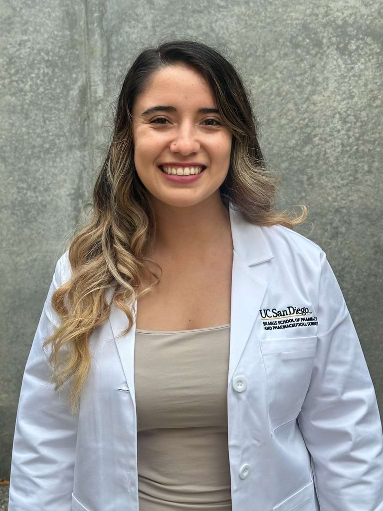 Why CisneFit Coaching Is Unlike Anything You've Tried Before This is the only health system designed by a licensed pharmacist specifically for ambitious professional women. You get medical-grade health assessments that identify risk factors before they become problems. You receive meal plans built around your actual cultural foods, not generic diet recipes that ignore your heritage. You access workouts designed for busy schedules, not two-hour gym sessions you'll never complete. You learn from someone who lived your exact struggle and broke free. You join a community of women who understand the pressure of balancing career, family, and health. You get full bilingual support so you can learn in the language that feels natural. This isn't another diet program promising quick fixes. This is a complete lifestyle transformation system that respects who you are and where you come from.